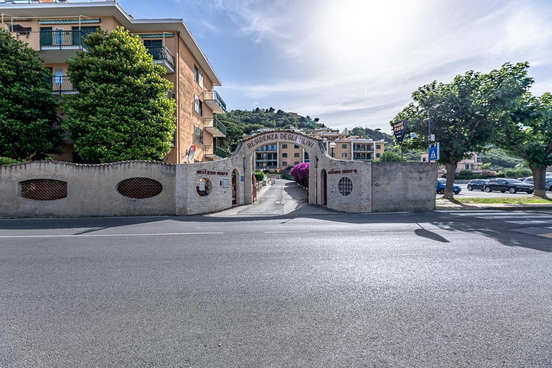 La Dimora Della Lullu, Luxury Apartment Pietra Ligure Exterior photo